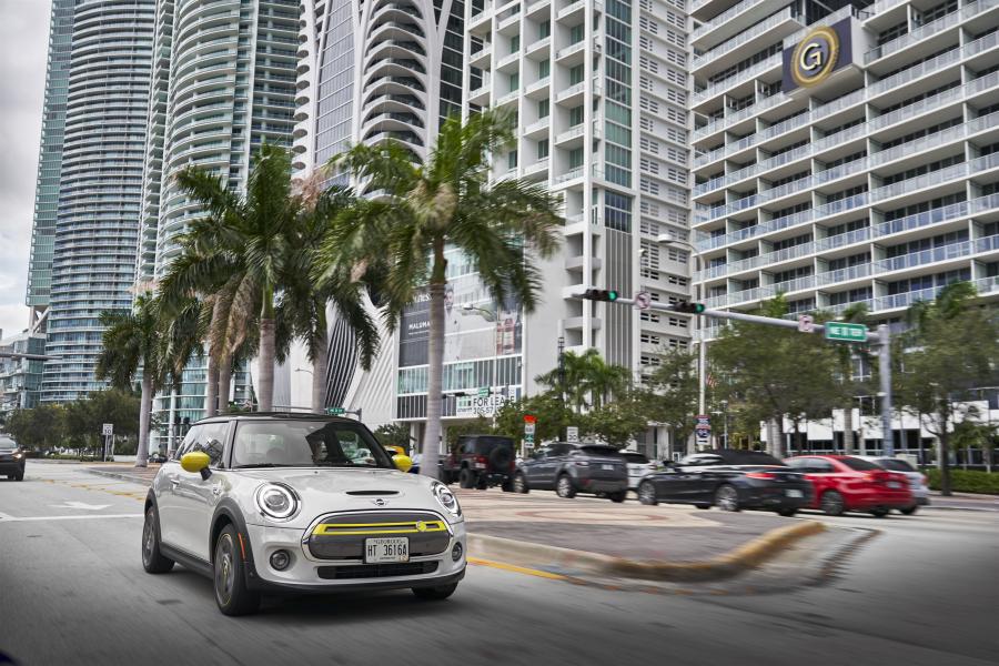  Mini Cooper SE (F56) 2020 года  (NA) (фото 96 из 342)